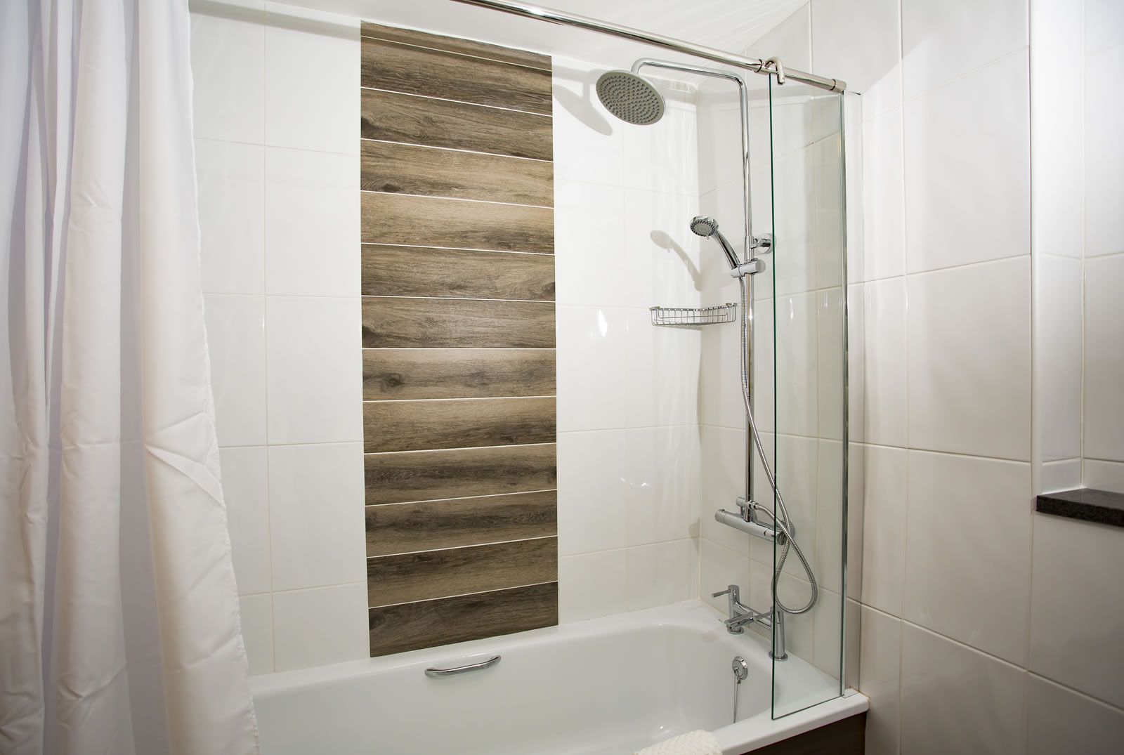 rooms inside banner 3